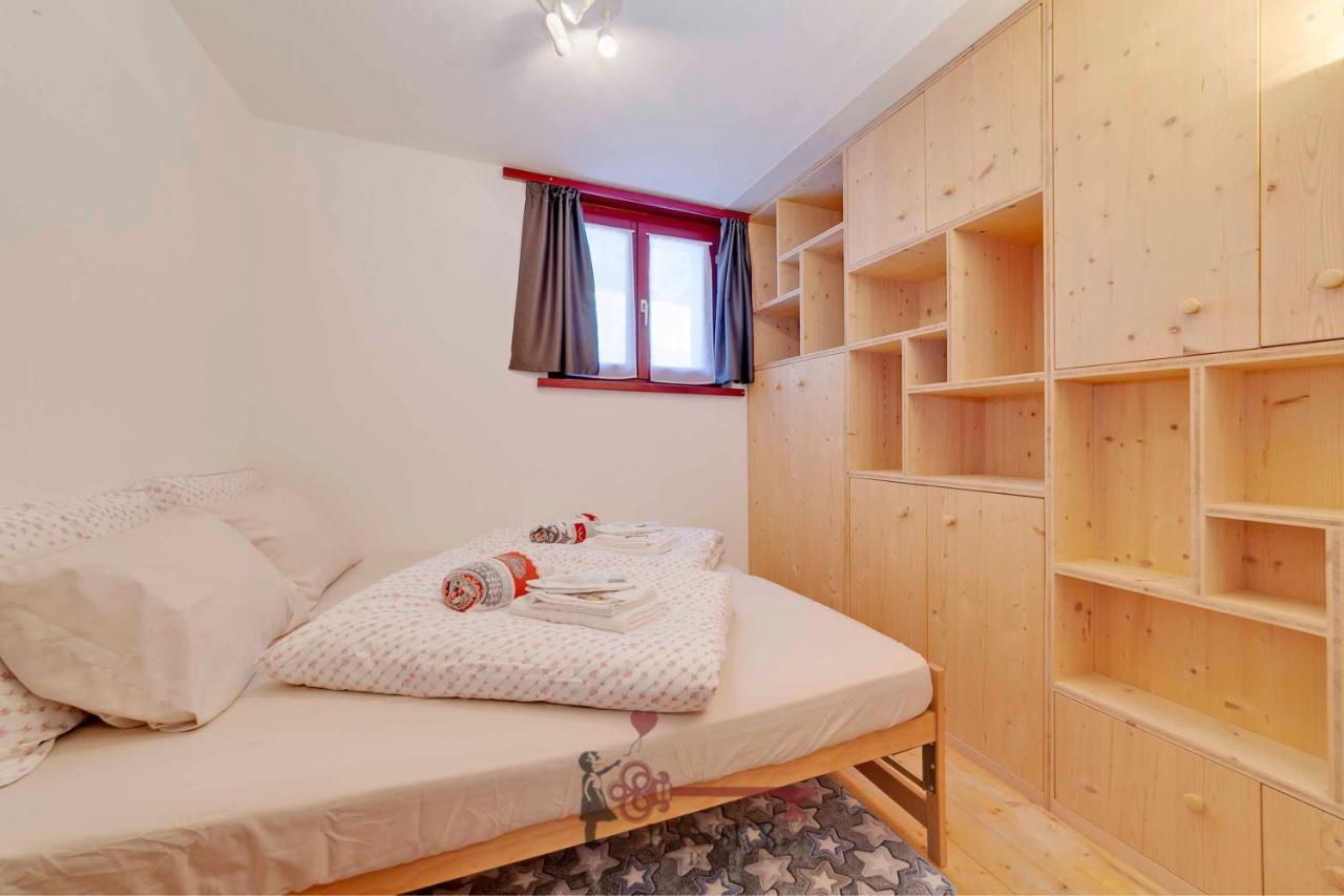 Chalet 5 Stars In San Bernardino, Ski Slopes And Hiking, Fireplace, 4 Snowtubes Free, Wi-Fi Free, For 8 Persons, Wonderful In All Seasons -By Easylife Swiss المظهر الخارجي الصورة